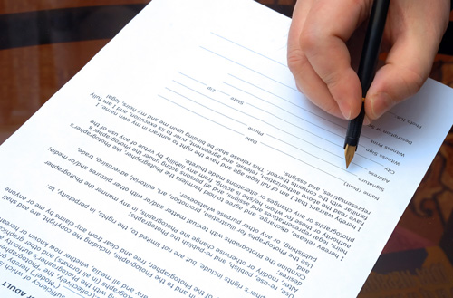 contract sign